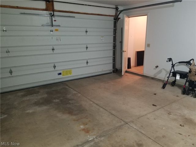 148 Bentley Drive, Elyria, OH 44035