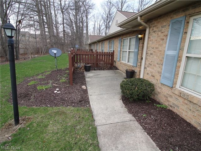 148 Bentley Drive, Elyria, OH 44035