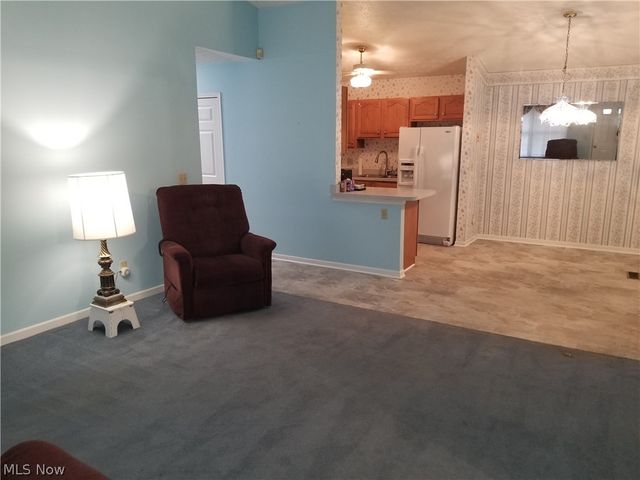 148 Bentley Drive, Elyria, OH 44035