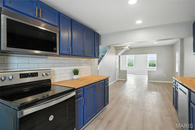 3719 Wisconsin Avenue, St Louis, MO 63118