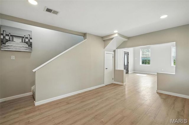 3719 Wisconsin Avenue, St Louis, MO 63118