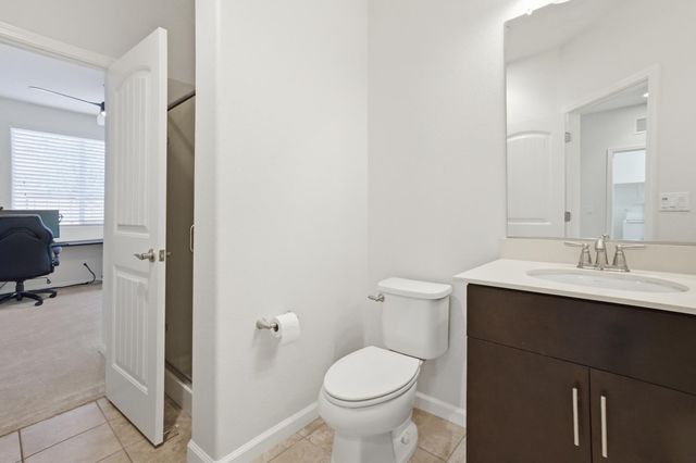 2069 Camino Real Way, Roseville, CA 95747