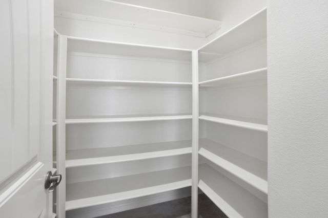 2069 Camino Real Way, Roseville, CA 95747