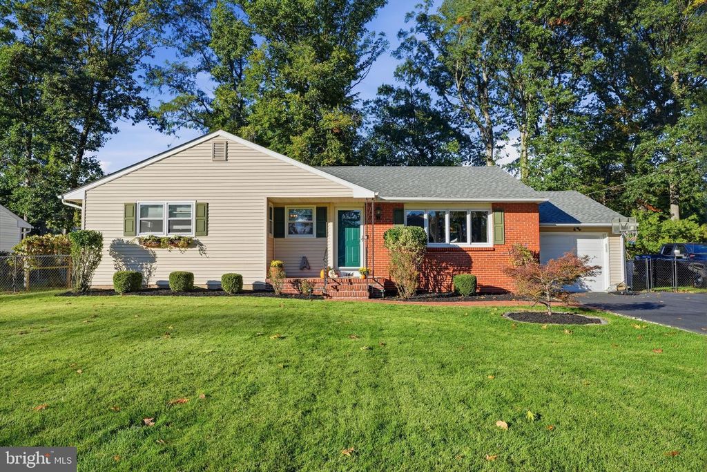 144 SUSAN DR, EWING TWP, NJ 08638 — photo 2