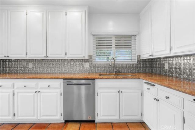 11064 Mcbroom, Shadow Hills, CA 91040