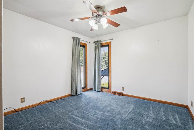 513 Barbara Drive, Cedar Falls, IA 50613