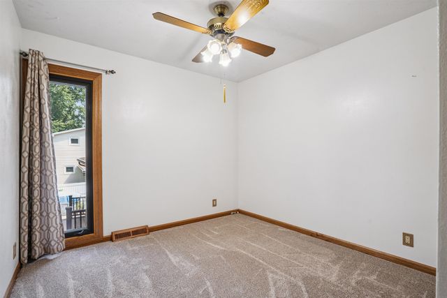 513 Barbara Drive, Cedar Falls, IA 50613