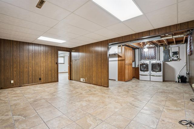 513 Barbara Drive, Cedar Falls, IA 50613