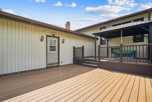 513 Barbara Drive, Cedar Falls, IA 50613