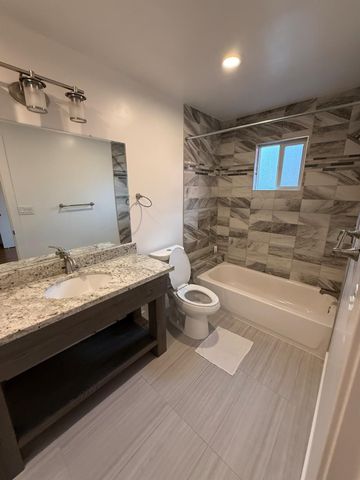 3006 Chestnut Hill Dr, Sacramento, CA 95826