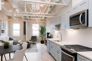 210 W Peden Aly Unit 106, San Antonio, TX 78204
