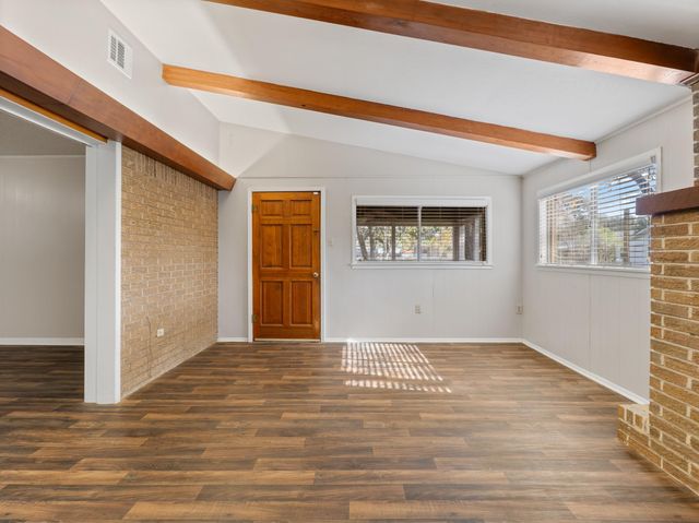 2728 Encino Avenue, Bay City, TX 77414