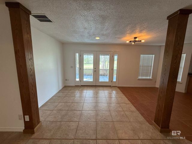 16977 Heartland Circle, Robertsdale, AL 36567