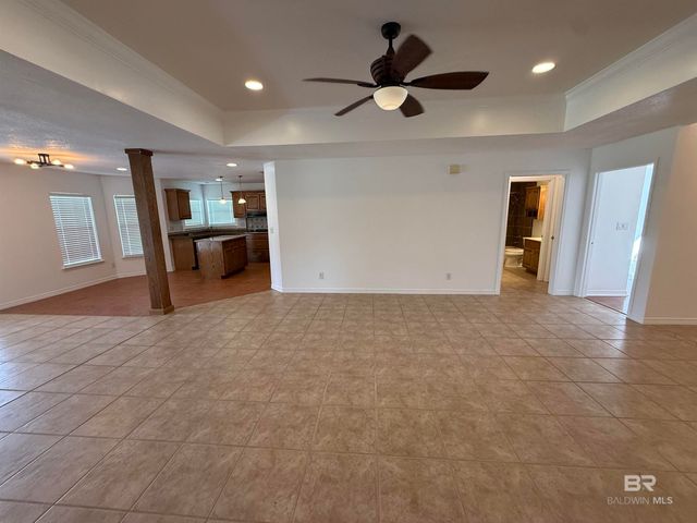 16977 Heartland Circle, Robertsdale, AL 36567