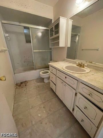 8381 Antigua CT, Fort Myers, FL 33907