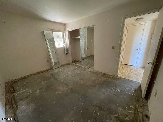 8381 Antigua CT, Fort Myers, FL 33907