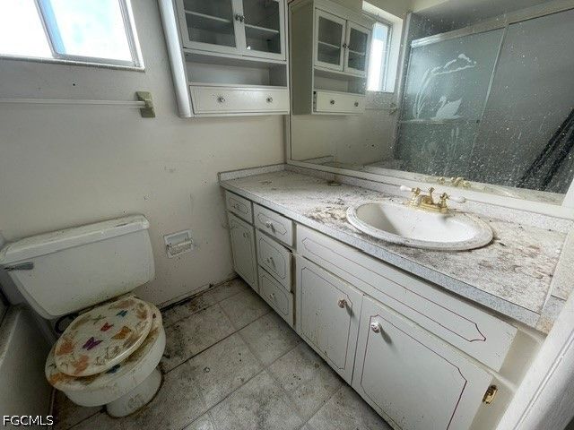 8381 Antigua CT, Fort Myers, FL 33907