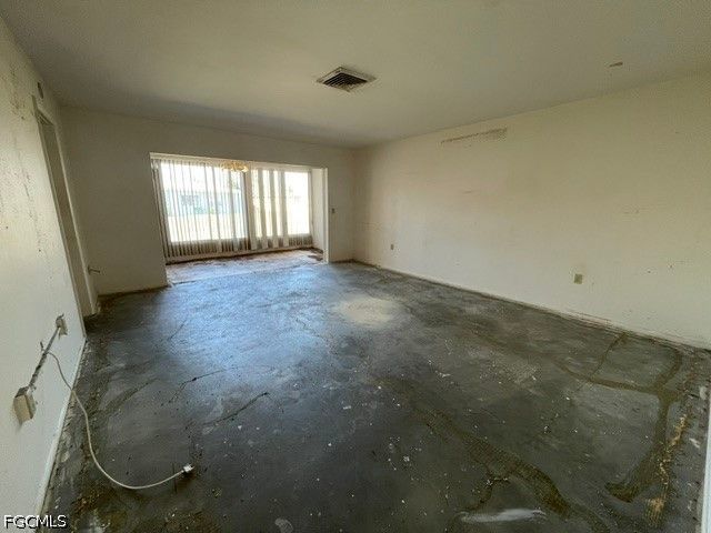 8381 Antigua CT, Fort Myers, FL 33907