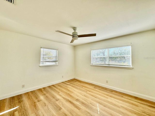 1101 46TH STREET N, St Petersburg, FL 33713