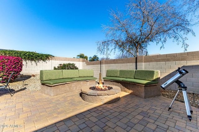 17926 W GRISWOLD Road, Waddell, AZ 85355