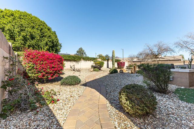 17926 W GRISWOLD Road, Waddell, AZ 85355