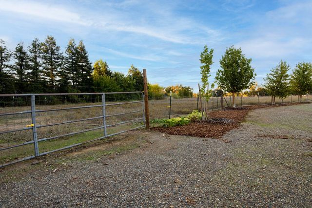 21900 Cadrona Court, Palo Cedro, CA 96073