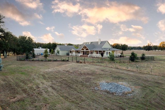 21900 Cadrona Court, Palo Cedro, CA 96073