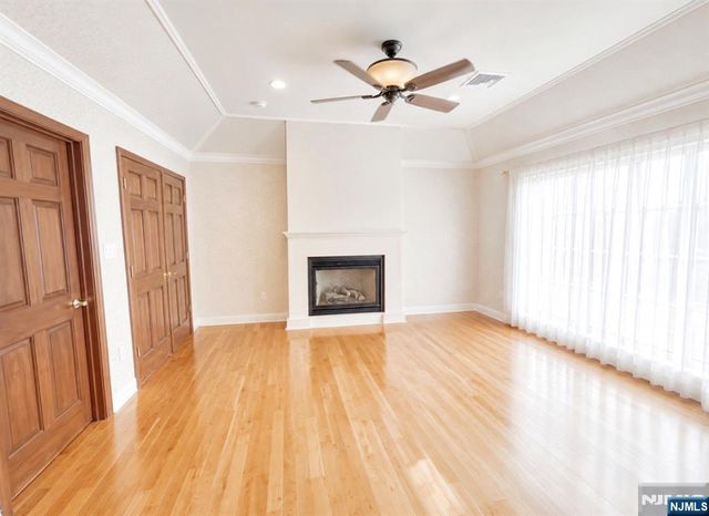 604 Grandview Terrace, Franklin Lakes, NJ 07417