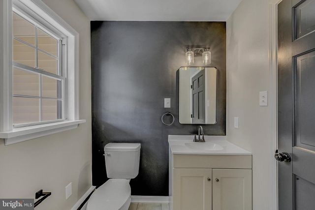 921 GETTY ST, Duryea, PA 18642