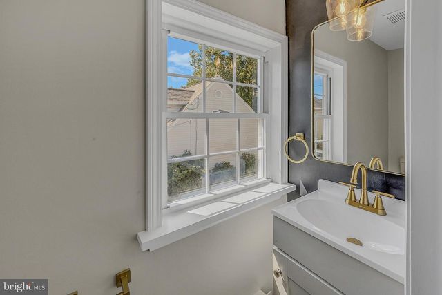 921 GETTY ST, Duryea, PA 18642