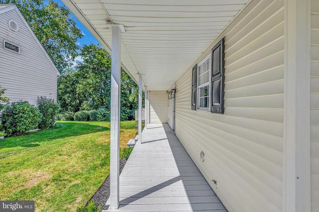 921 GETTY ST, Duryea, PA 18642