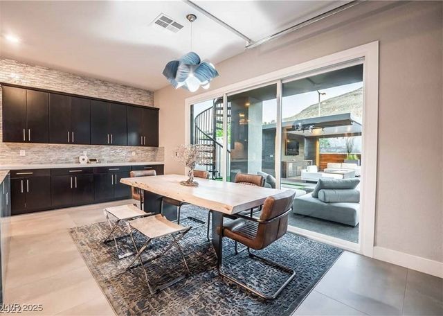 10337 Green Ember Drive, Las Vegas, NV 89135