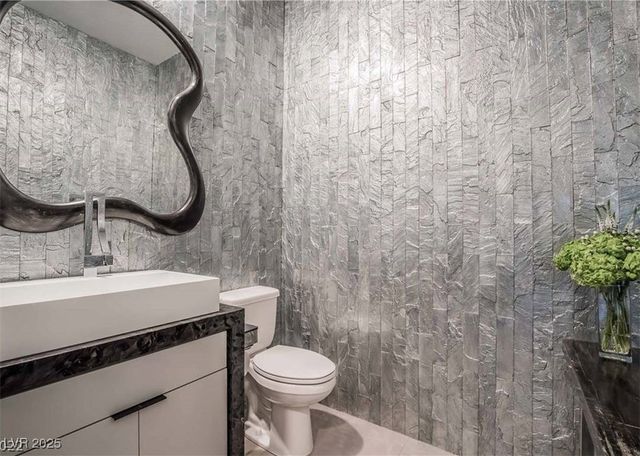 10337 Green Ember Drive, Las Vegas, NV 89135