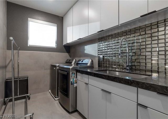 10337 Green Ember Drive, Las Vegas, NV 89135