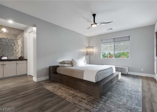 10337 Green Ember Drive, Las Vegas, NV 89135