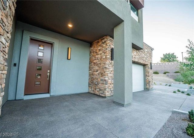 10337 Green Ember Drive, Las Vegas, NV 89135