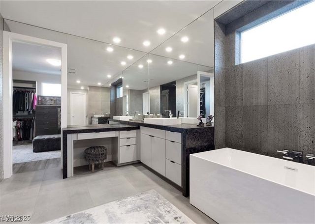 10337 Green Ember Drive, Las Vegas, NV 89135