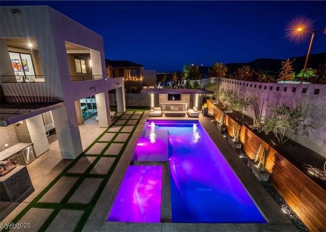 10337 Green Ember Drive, Las Vegas, NV 89135