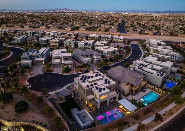 10337 Green Ember Drive, Las Vegas, NV 89135