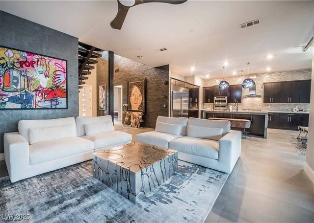 10337 Green Ember Drive, Las Vegas, NV 89135