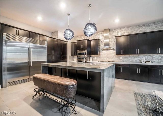 10337 Green Ember Drive, Las Vegas, NV 89135