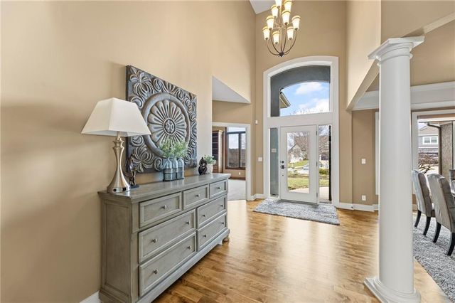 19013 W 98th Terrace, Lenexa, KS 66220