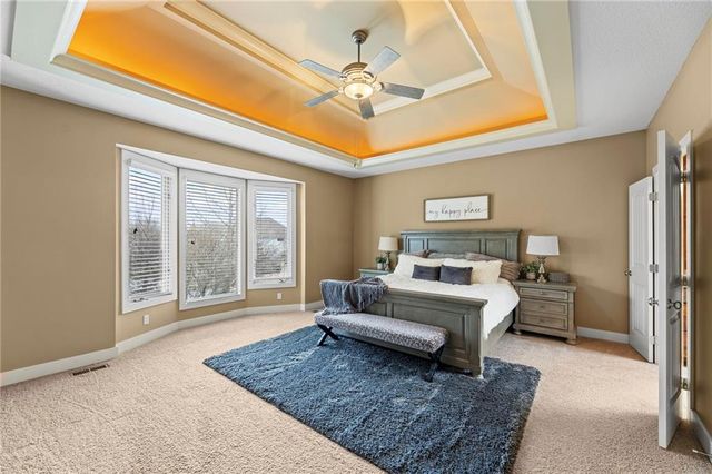 19013 W 98th Terrace, Lenexa, KS 66220