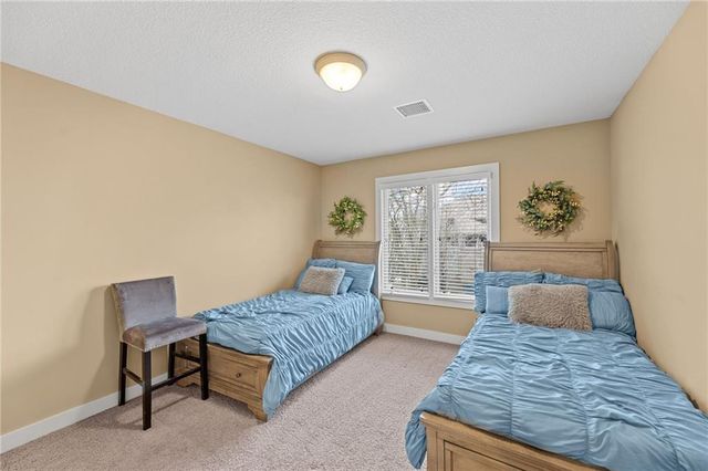 19013 W 98th Terrace, Lenexa, KS 66220