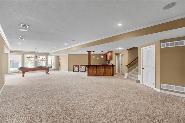 19013 W 98th Terrace, Lenexa, KS 66220