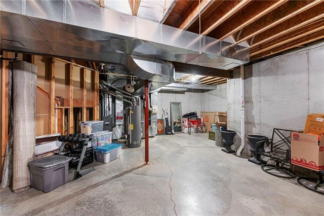 19013 W 98th Terrace, Lenexa, KS 66220