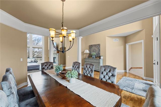 19013 W 98th Terrace, Lenexa, KS 66220