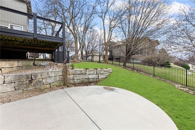 19013 W 98th Terrace, Lenexa, KS 66220