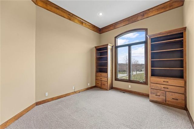 19013 W 98th Terrace, Lenexa, KS 66220