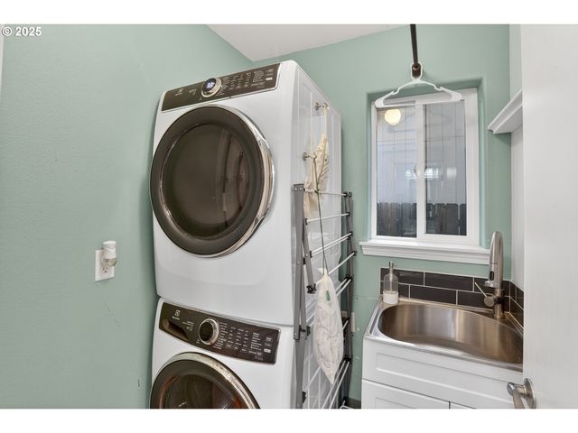 58939 ALEXANDRA Ln, St Helens, OR 97051